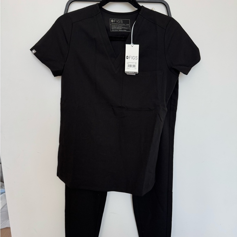 Figs Jet Black Medical Scrub Set NWT
